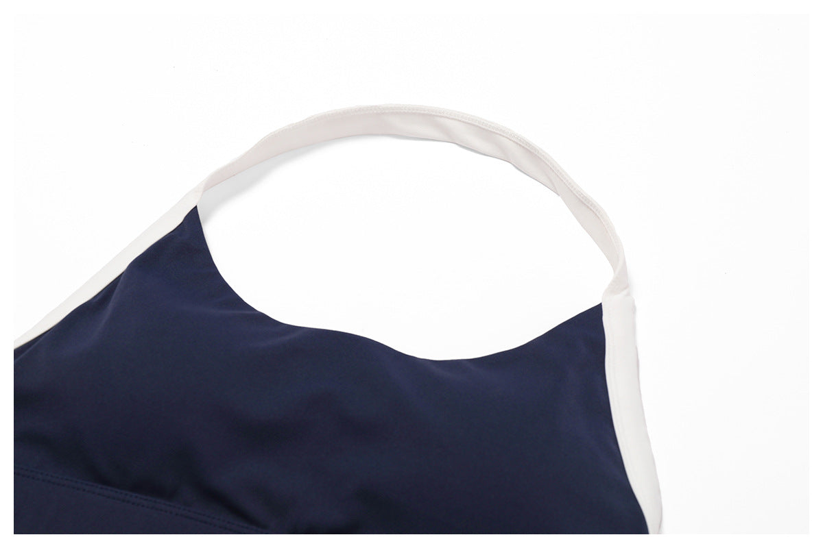 Top con linee bianche (4 colori)
